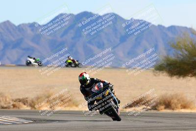 media/Jan-08-2022-SoCal Trackdays (Sat) [[1ec2777125]]/Turn 4 (1145am)/